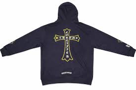 Chrome Hearts sebagai Simbol Fashion Streetwear Mewah Modern